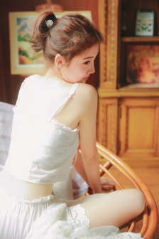 美女诱惑